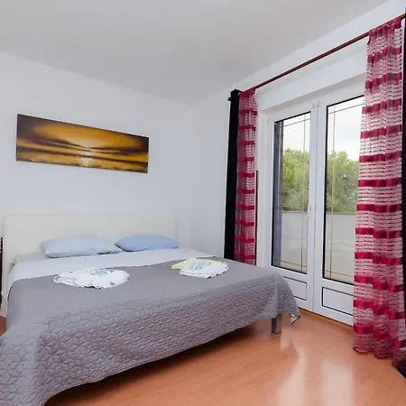 Milan Apartment *