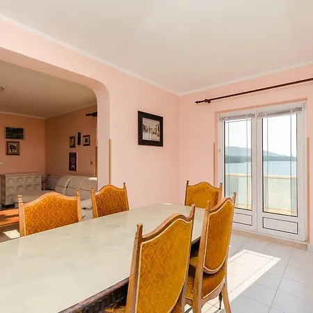 Milan Apartmán Rakalj